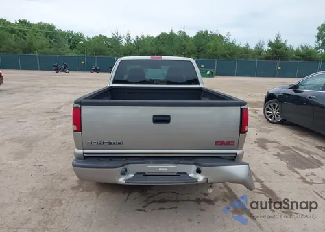 2001 GMC Sonoma z USA, uszkodzony, nr VIN 1GTCS19W418241812